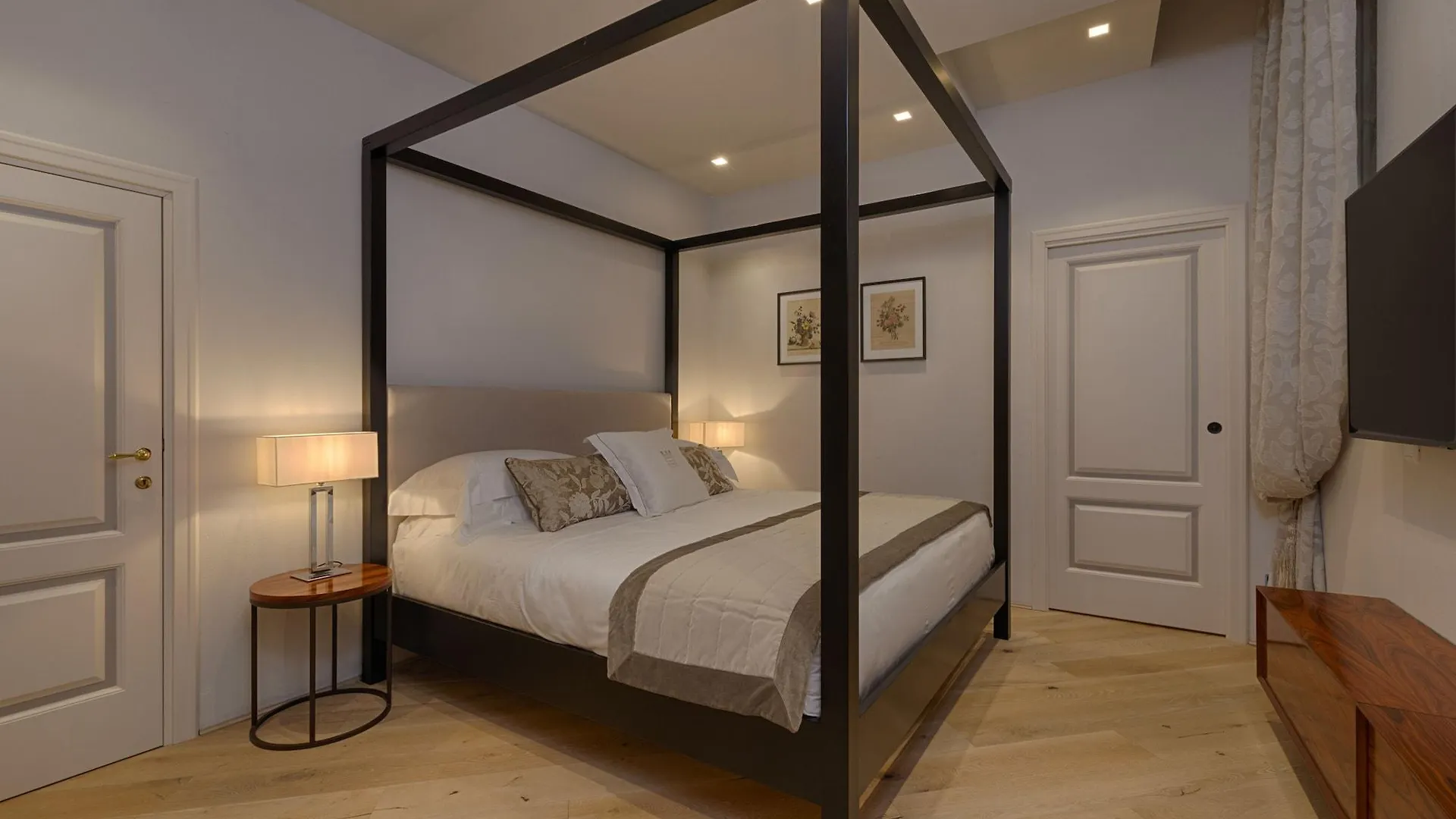 Donati Luxury Tower Suites Florence 5*,