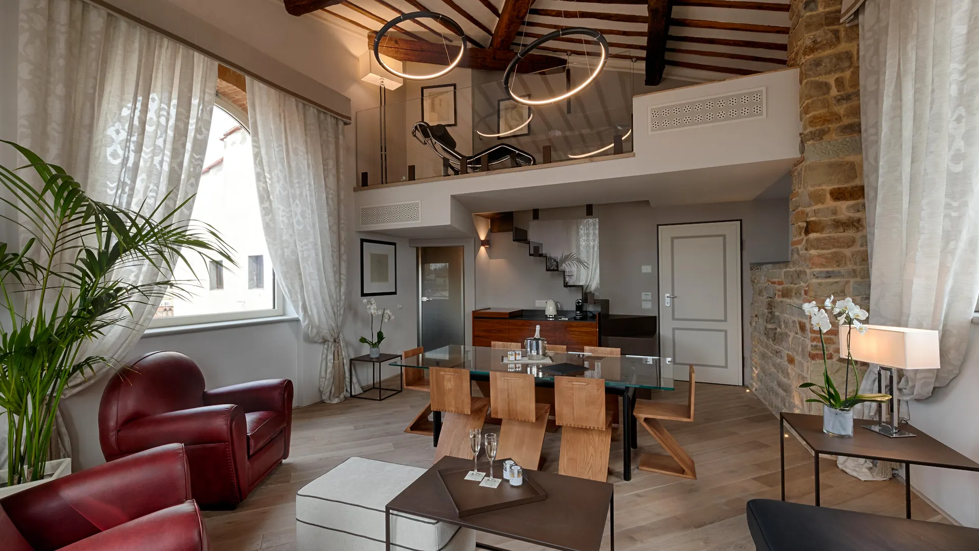 ***** Hotel Donati Luxury Tower Suites Florence Italy